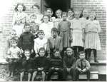 Children at S.S. #5, Nelson, 1912