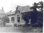 Wellington Cottage, 1902 - Townsend Family
(refer to Wellington Cottage 1960)