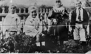 Bullock Family -- Reg, Dick, Annie and Theo Bullock