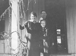 Fleming Family -- Elizabeth, Tom, Isobell Fleming