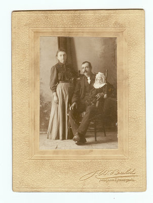 M. & Mme. Élzéar Hervieux / Mr. & Mrs. Élzéar Hervieux