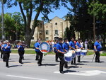 Band in blue