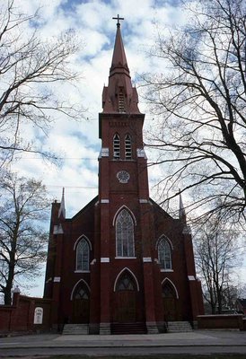 St. Mary's Roman Catholic Church, Russell Street East, Lindsay