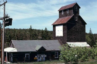 Grain elevator, Pontypool