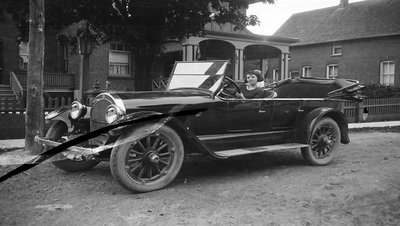 Dr. Hall's Car 1920s