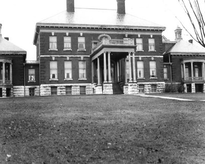 Original Ross Memorial Hospital 1920