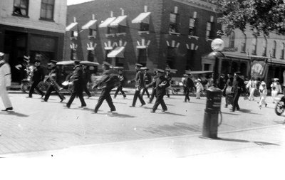 Parade in Lindsay