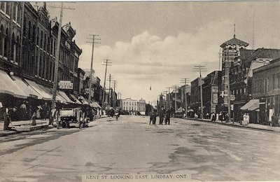 &quot;Kent Street Looking East&quot; (black and White)