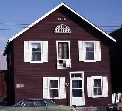 Main Street, Bobcaygeon, private dwelling