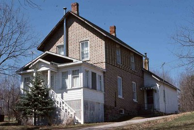 Crego Street, Kinmount, private dwelling