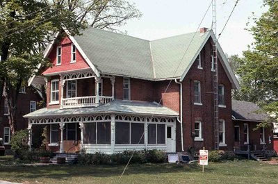 Oak Street, Fenelon Falls, private dwelling