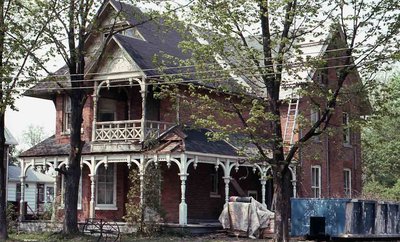 Oak Street, Fenelon Falls, private dwelling