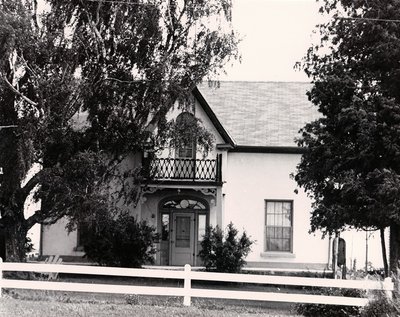 Frame house, Emily Township