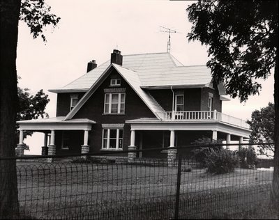 Plate 22, Farm house, Verulam Township, private dwelling