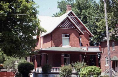 Cambridge Street South, Lindsay, private residence