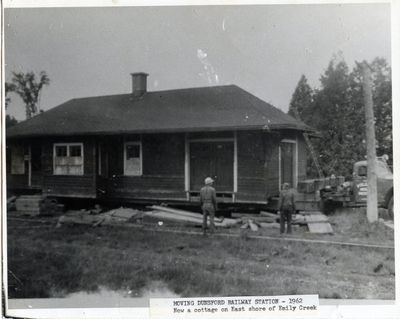 page 25 - Moving Dunsford Railway Station - 1962