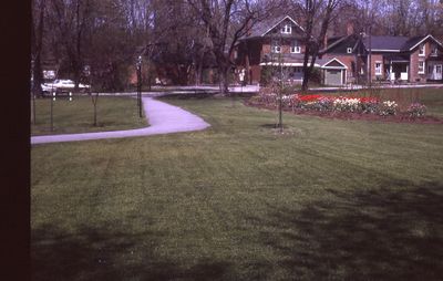 Walkway through Victoria Park, Kent Street, Lindsay