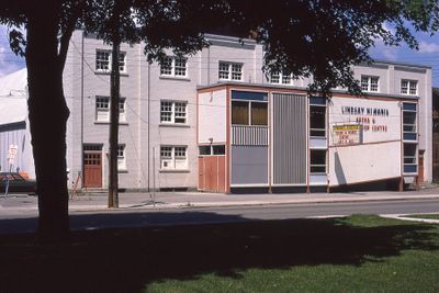 Lindsay Kiwanis Arena, Russell Street, Lindsay