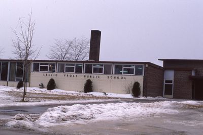 Leslie Frost Public School, Angeline Street South, Lindsay