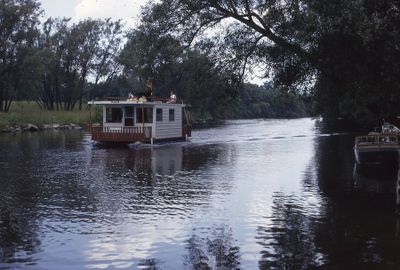 Houseboat on Scugog River