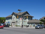 Lindsay Service Centre (former town hall)