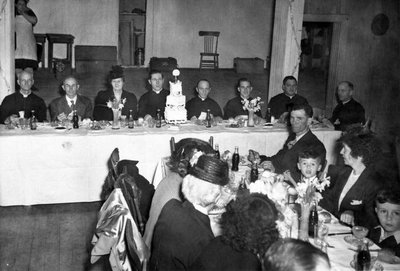 Banquet à l'occasion de l'ordination des prêtres Martel et Carrière