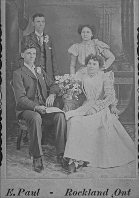 Moise Lamoureux et Clara Maisonneuve. Célina Maisonneuve et M. Lacasse