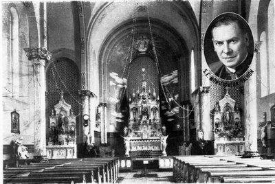 Intérieur de l'église de Wendover  et portrait de Mgr Vachon