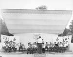 Fanfare jouant à l'occasion du 50e anniversaire de la Ville de Rockland.