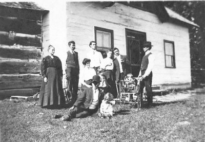 Familles Schryer et Pigeon au camp des Pins.