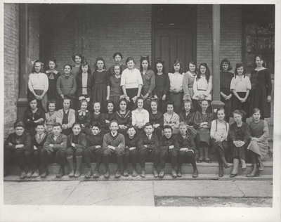 Class photograph, Colborne High School, Colborne, Cramahe Township