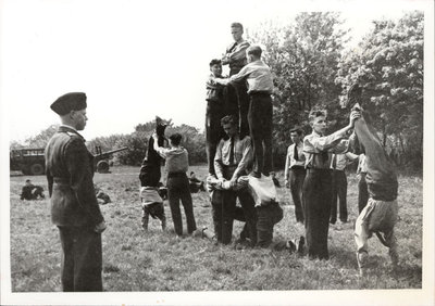 World War II Cadets training