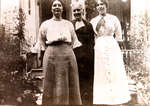 Reproduction photograph of Bertha (nee McCabe Black), Annie Elizabeth "Tottie” (nee Merriman) McColl, and Winnie (nee Black) Ralph