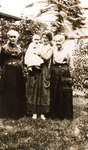 Reproduction photograph of Lavinia Marie "Winnie” (nee Merriman) Lockwood, Harry Kerr, Hattie Edna (nee Black) Kerr, Annie Elizabeth "Tottie” (nee Merriman) McColl