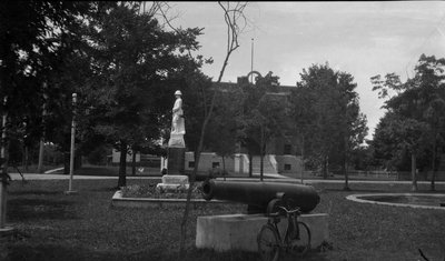 World War I Memorial, Victoria Park with Colborne High School in the background