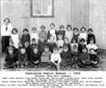 Class photograph, Castleton School, S.S.12, Cramahe Township, 1924