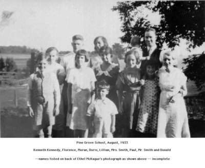 Class photograph, Pine Grove School, August 1933