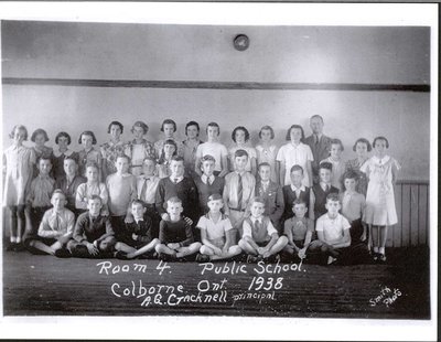 Class photograph, Colborne Public School, Room 4, Colborne, Cramahe Township, 1938