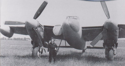 Vi Milstead Warren, Mosquito fighter bomber