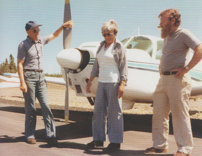 Vi Milstead Warren with her husband, Arnold Warren and author Farley Mowat