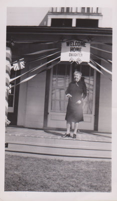 Homecoming, Colborne, Cramahe Township, ca. 1945