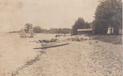 Postcard of Victoria Beach, Colborne