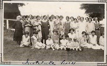 Photograph of Castleton Women's Institute members, 1930