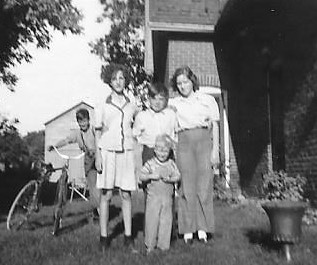 Bill Somerville, Ruth Lane, Jim and Audrey Blakely, and Carl Baptist, Cramahe Township