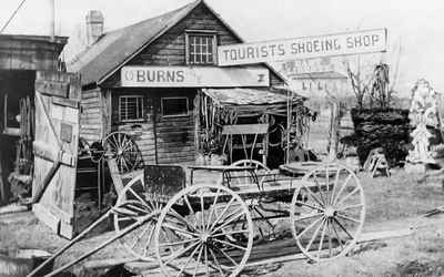 <b>Burns Blacksmith Shop - c. 1914<b>