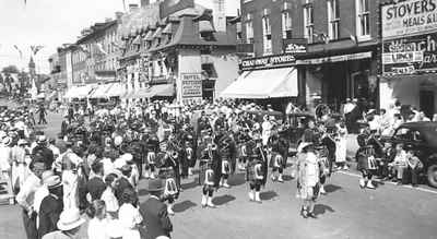 <b>Cobourg's Centennial Day<b>