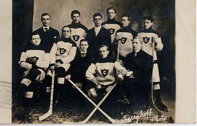 <b>Old Hockey Postcard c.1910<b>