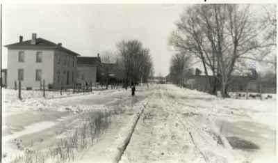 <b>Stuart Street looking north - c.1920<b>