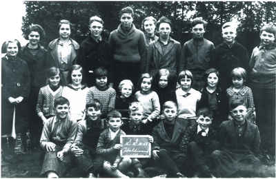 Centreton School Class of 1934/35