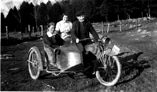 Peter & Maggie McIsaac, Beatrice Sprowl c. 1922